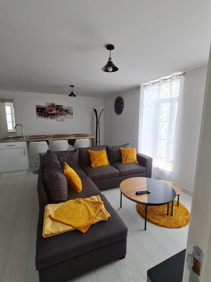 La Roche Du Roy Apartment Rocroi Ngoại thất bức ảnh
