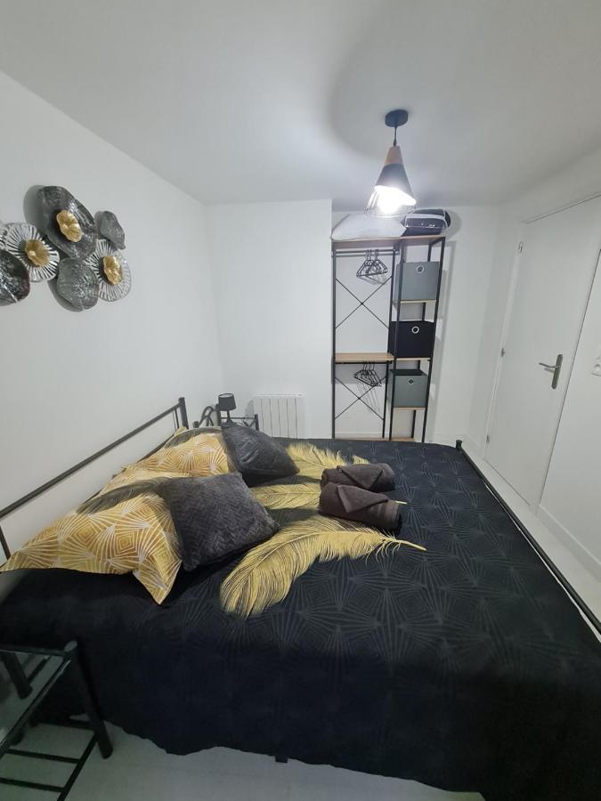 La Roche Du Roy Apartment Rocroi Ngoại thất bức ảnh